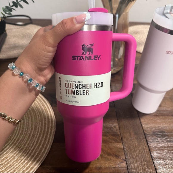 Stanley 40oz Quencher H2.0 Tumblers - Picture 2 of 10